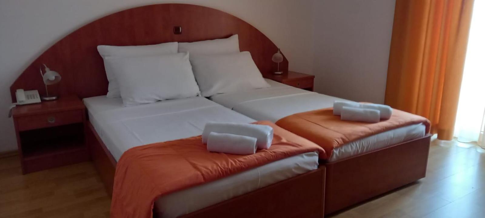 Bed & Breakfast Jugo Новаля Екстериор снимка