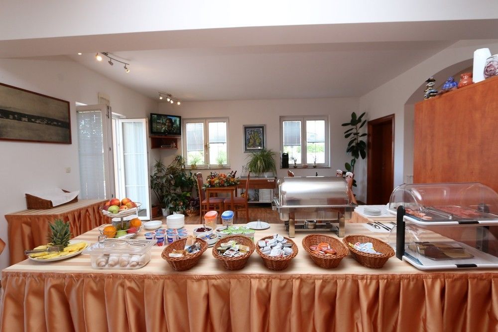 Bed & Breakfast Jugo Новаля Екстериор снимка